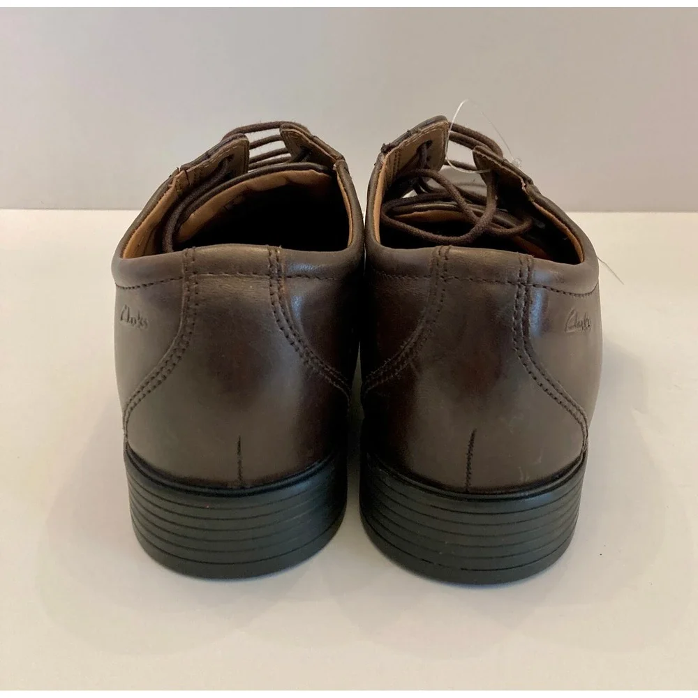 NWT Clarks Collection Men's Cap Toe Oxfords Leather Brown Size 9 Extreme Comfort